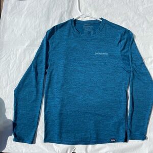 Patagonia long sleeve t shirt XS light blue
